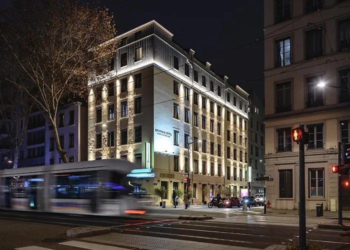 Keystone & Hotel